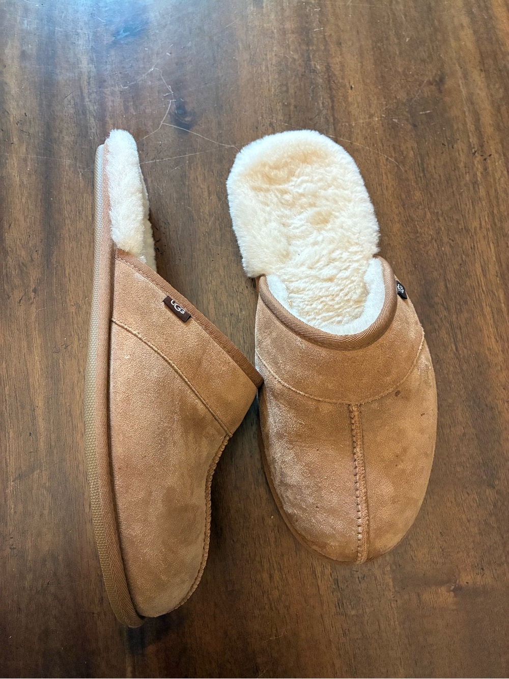 UGG Slippers Men’s 11 Chestnut Brown Suede Shoes